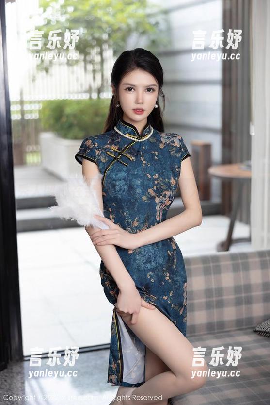 秀人网 - 在奈奈Fox的浴缸出入—一场写真图册里的水上旅行