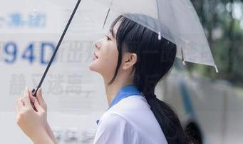 秀人网 – 最新出炉！恩一的纯白图片，冷静又迷离，值得反复欣赏～