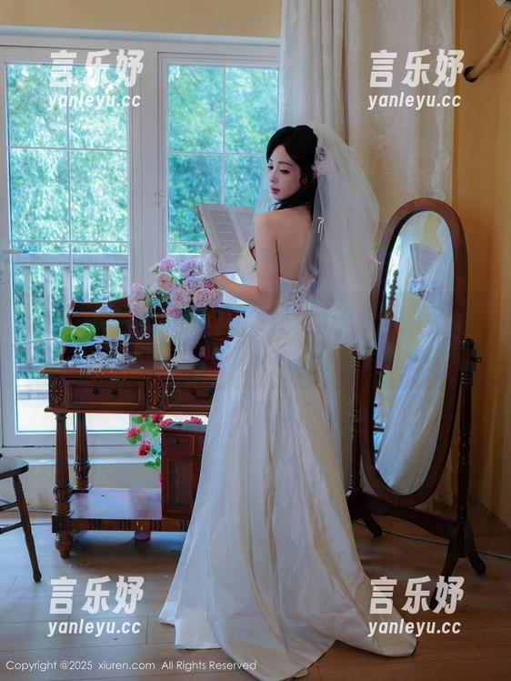秀人网 - 下载这组白白Alina长腿的套图，和我的心一起长高了一米！