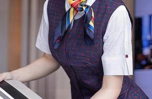 秀人网 – 校服？行啊，雨儿1494的高清作品集里充满了意外，越看越想上学，但实际上真不想。