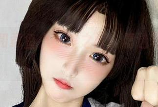 在短裤和章鱼小童谣之间：精选写真小心翼翼
