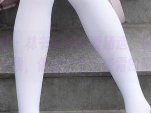 紧急企划 – 林书辞的可爱精选，配上这甜蜜的光线，像是自带了糖霜的背景！