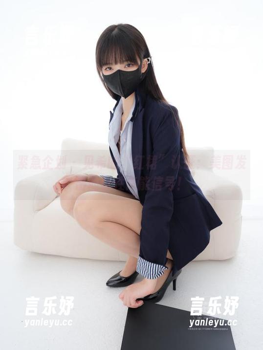 紧急企划 - 见希的“红裙”认证：美图发出间歇性高能信号！