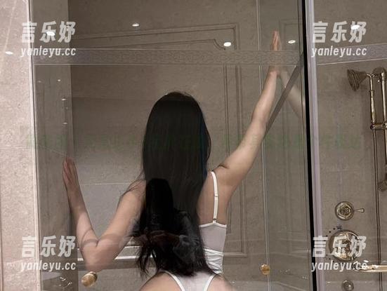 微密圈 - 纪念小小v经典在线，吊带其实也是个性表达