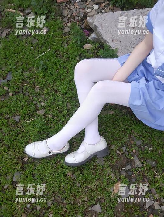 看西尔酱的美腿合集，腿控们的“福利时间”开始了！