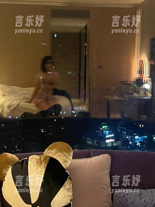 微密圈 - 最新的詹詹兔女郎，兔耳朵能不能再可爱一点啊？