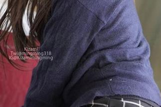 铭铭kizami教你居家写真：免费分享，茶几上有的只是悠闲