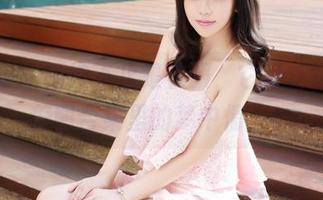 青豆客 – 婚纱不止是衣服，它是施忆佳的美图合集里的梦中情人！