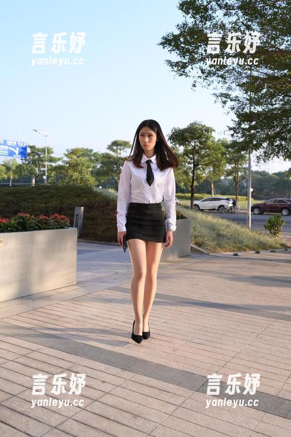 魔镜街拍给力上线：女上司留下的锋芒合集