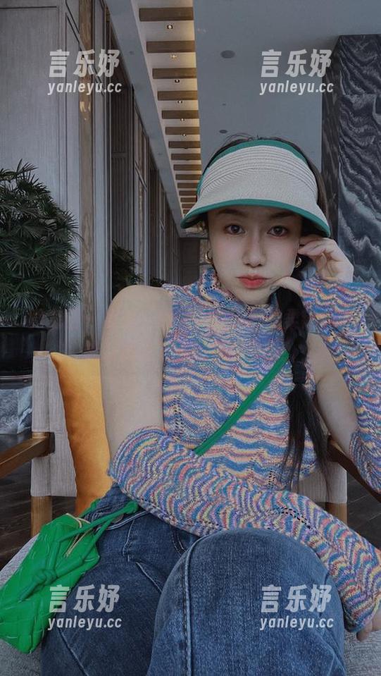 微密圈 - 鹿瑶，瑜伽，难道我的柔韧性也能打满分？看图包再说吧！